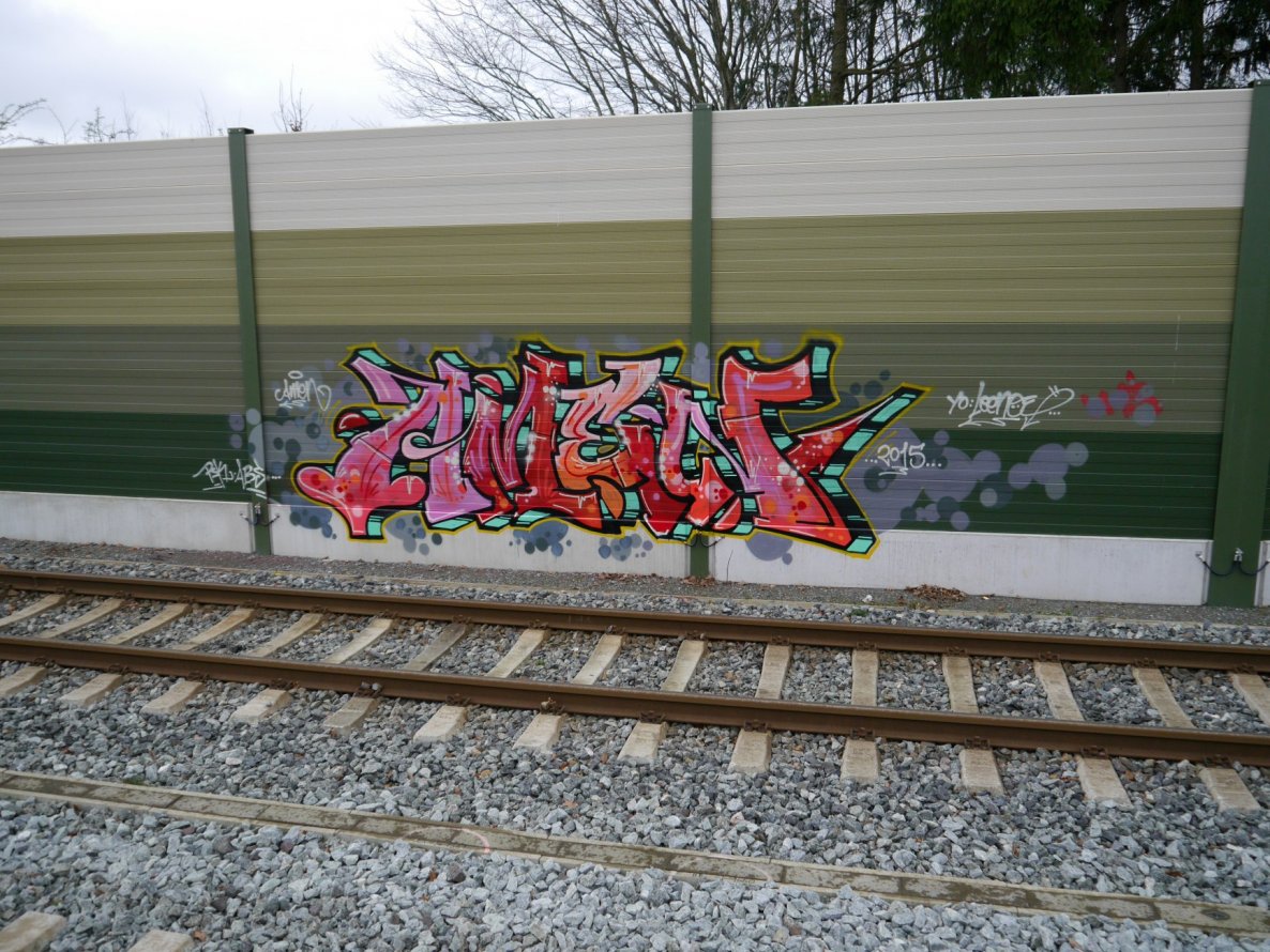 Graffiti Bombing - Photo by oldenburgcity - amen (2015)