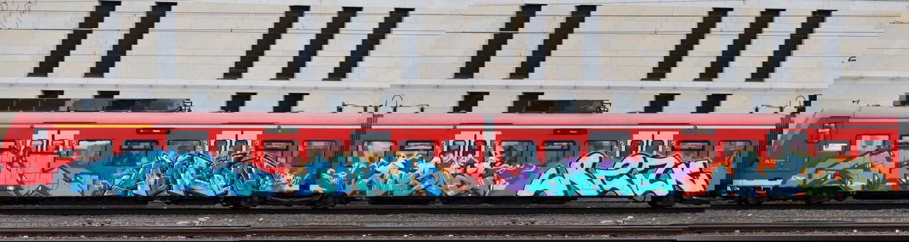 Graffiti Train - Photo by oldenburgcity - onil, amen, alsoe (2015)