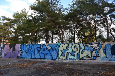 Graffiti Wall - Photo by olizany_karfiol - karfiol