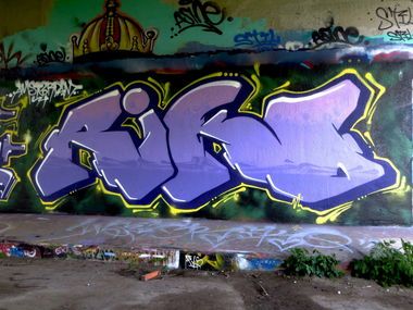 Graffiti Wall in Holland - Photo by olkidolki