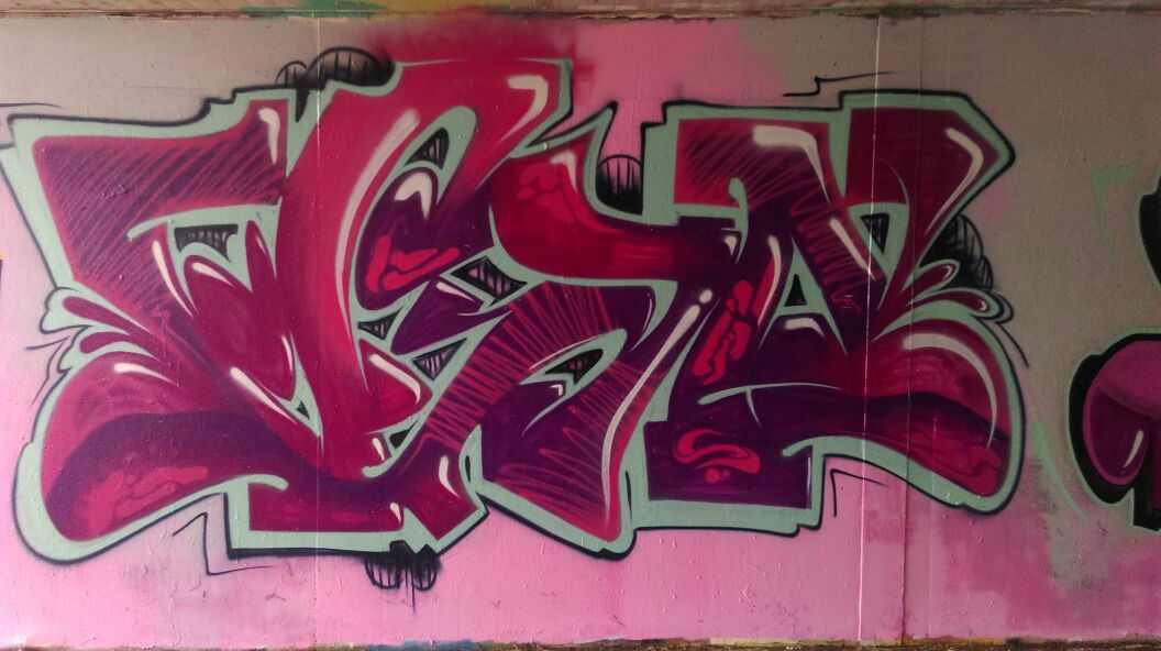 Graffiti Wall - Photo by onemeta