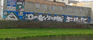 Graffiti Wall - Photo by oniph