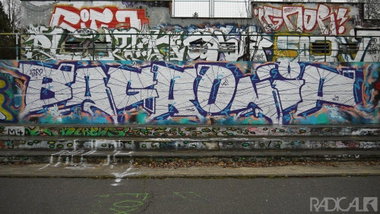 Graffiti Wall - Photo by oniph - bagronip