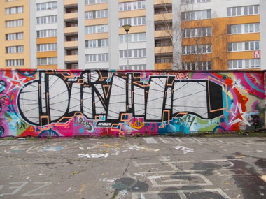 Graffiti Wall - Photo by oniph - oniph
