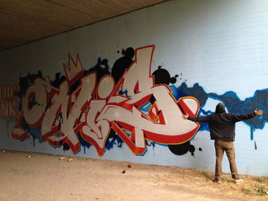 Graffiti Wall - Photo by onis