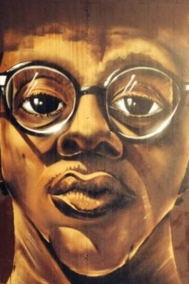 Graffiti Wall - Photo by onis