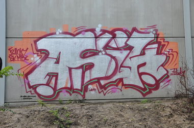 Graffiti Bombing in Karlsruhe - Photo by only135 - Asik