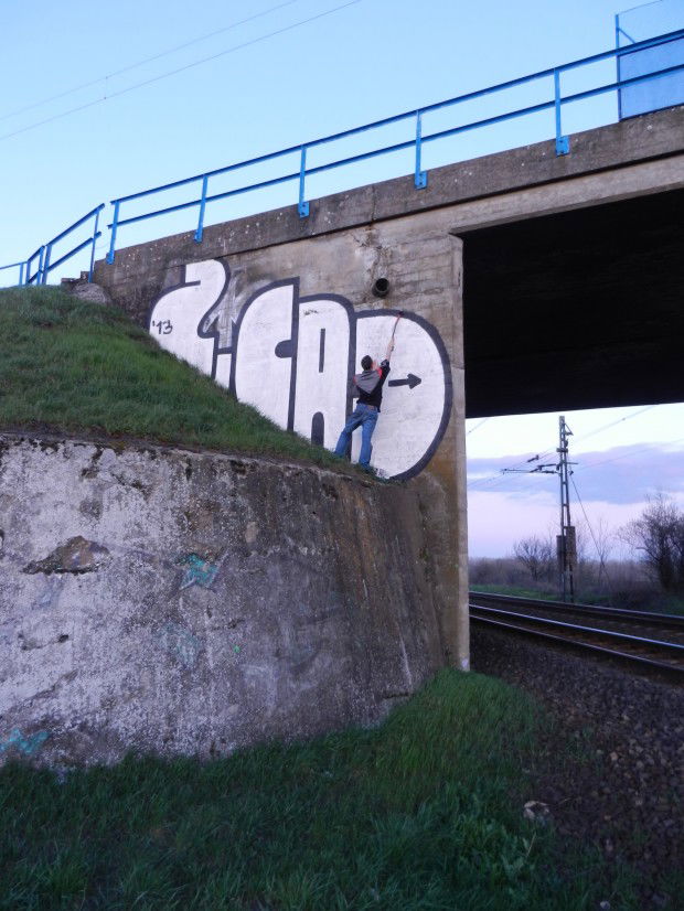 Graffiti Bombing - Photo by onlyoneZ - Big.Z