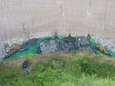 Graffiti Wall - Photo by onte (2012)
