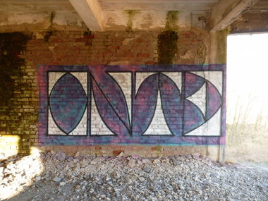 Graffiti Wall - Photo by onte - onte (2014)