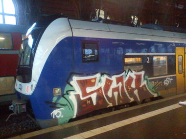 Graffiti Train - Photo by orbit