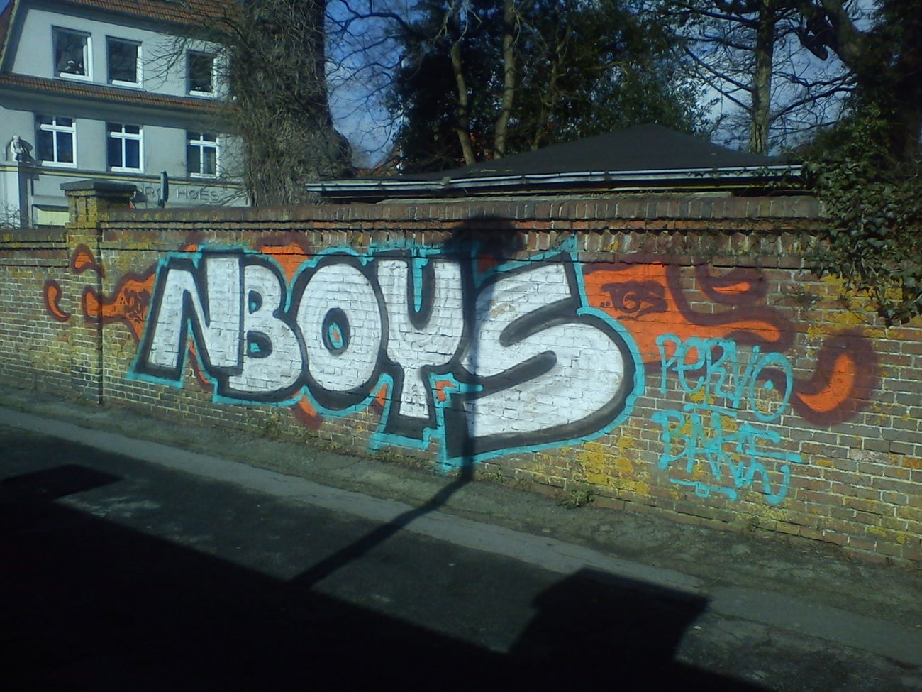 Graffiti Wall - Photo by orbit