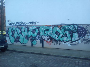 Graffiti Wall - Photo by orbit