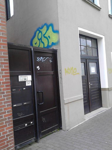 Graffiti Wall - Photo by orbit