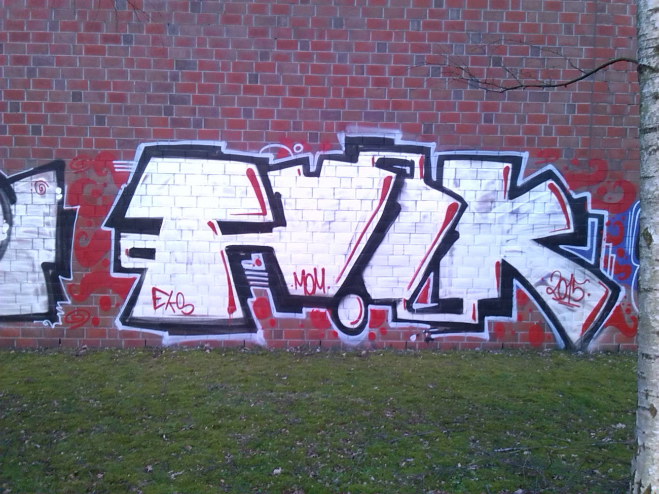 Graffiti Wall - Photo by orbit