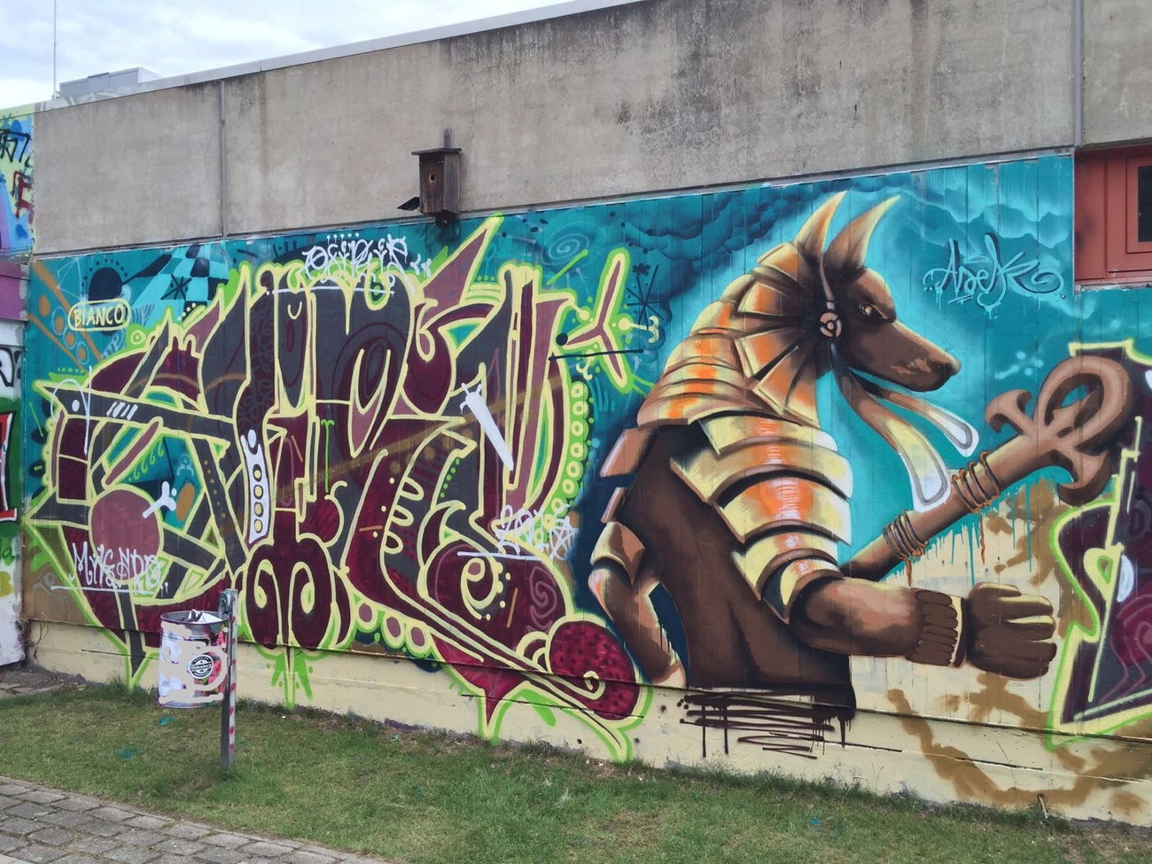 Graffiti Wall - Photo by orbit - mikado, asek