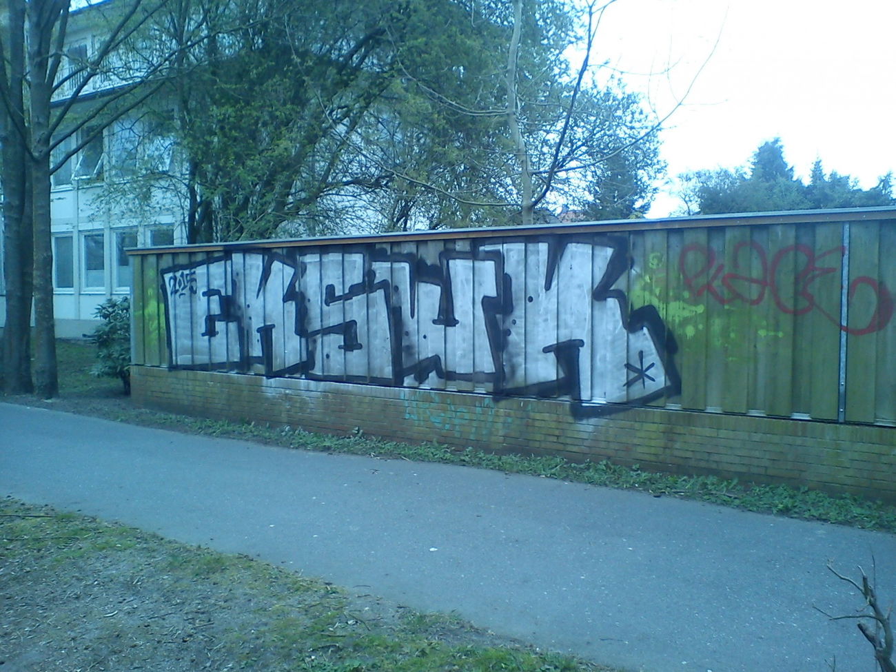 Graffiti Wall - Photo by orbit