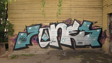 Graffiti Bombing - Photo by orsa