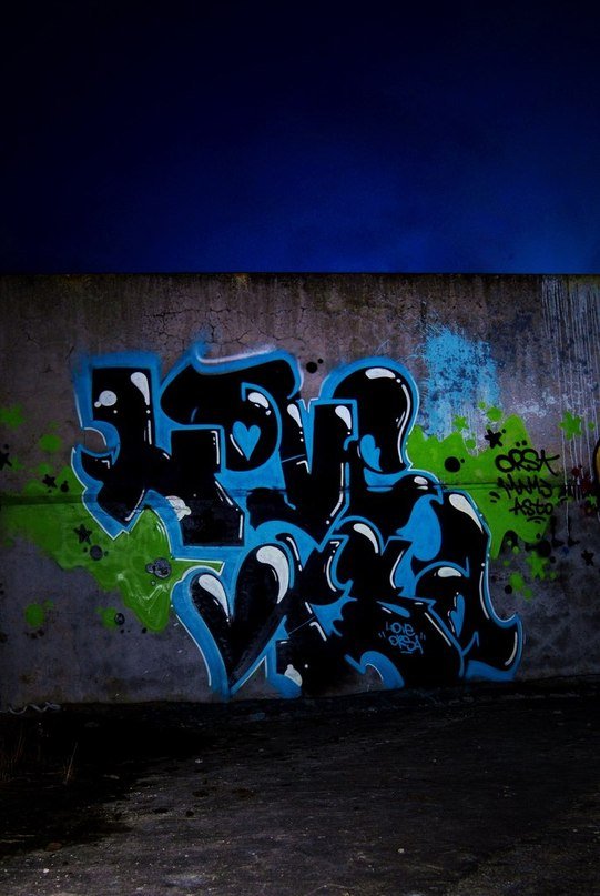 Graffiti Bombing - Photo by orsa