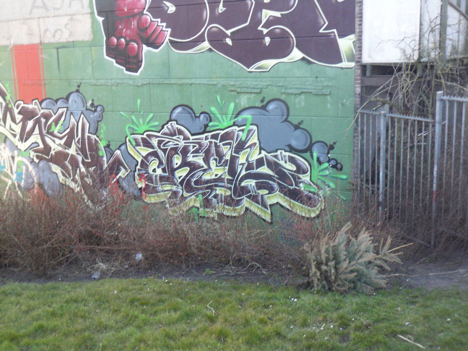 Graffiti Wall in Amsterdam - Photo by orwell84