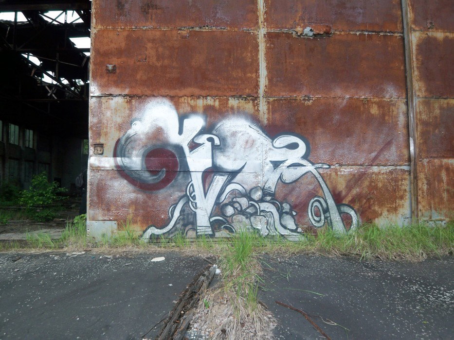 Graffiti Wall - Photo by orwell84
