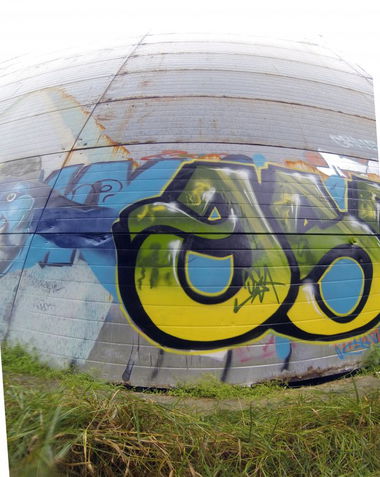 Graffiti Wall - Photo by osa (2014)