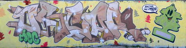 Graffiti Wall in Burgas - Photo by oscar1 - oscar1, meclick, burgas (2012)