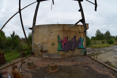 Graffiti Bombing - Photo by oscar1 - oscar1, meclick (2013)