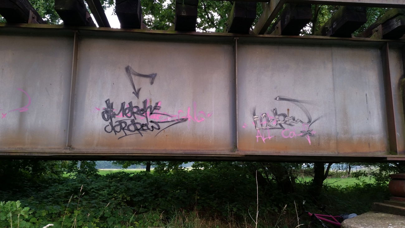 Graffiti Wall - Photo by otime1 - OTIMER (2015)