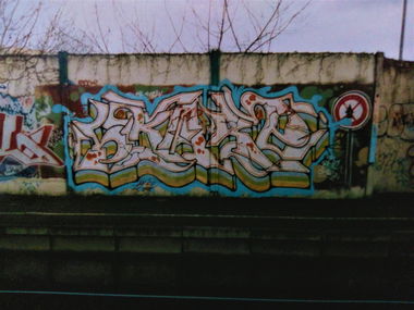 Graffiti Wall in Mannheim - Photo by ovakill - SKARE, RHC, Train