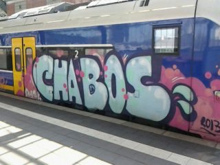 Graffiti Train - Photo by oze
