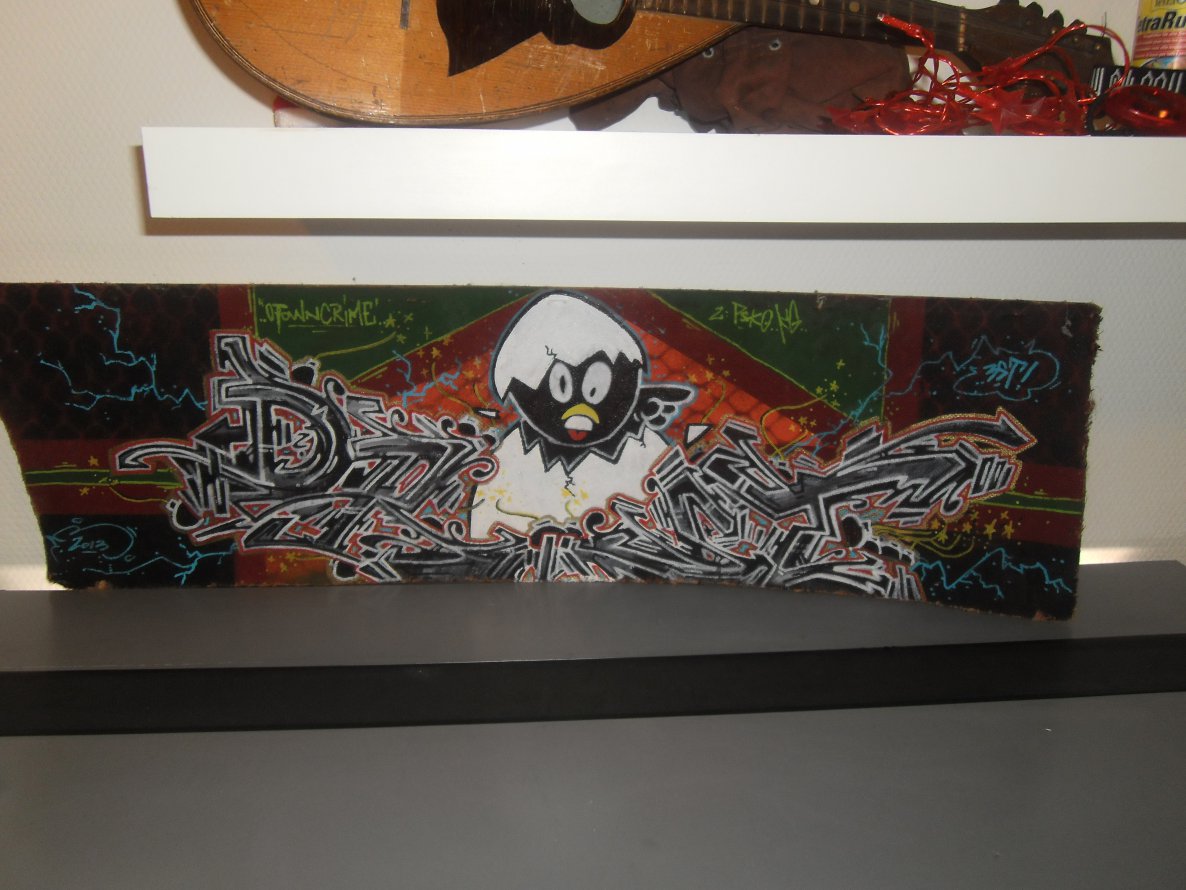 Graffiti Artwork - Photo by oze