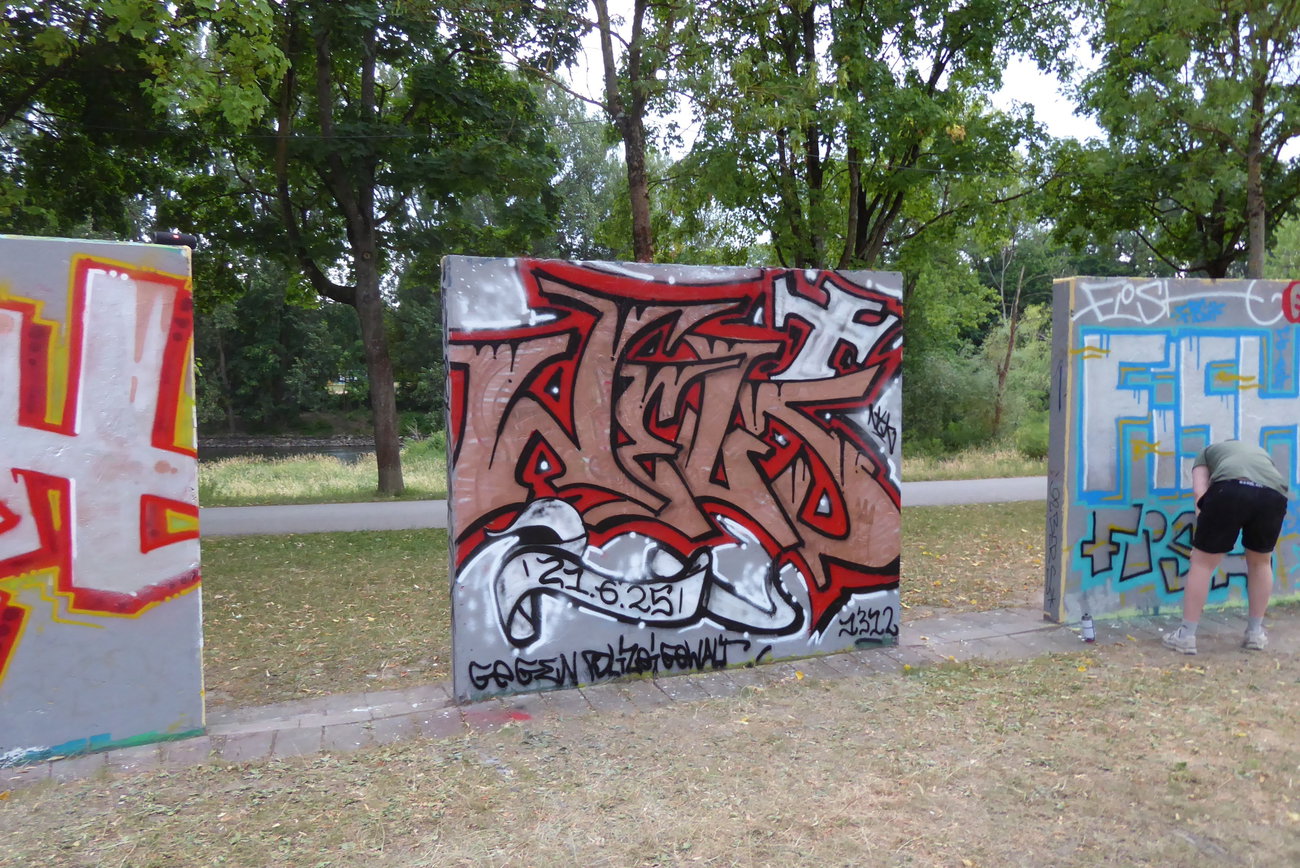 Graffiti Wall - Photo by p1lot (2025)