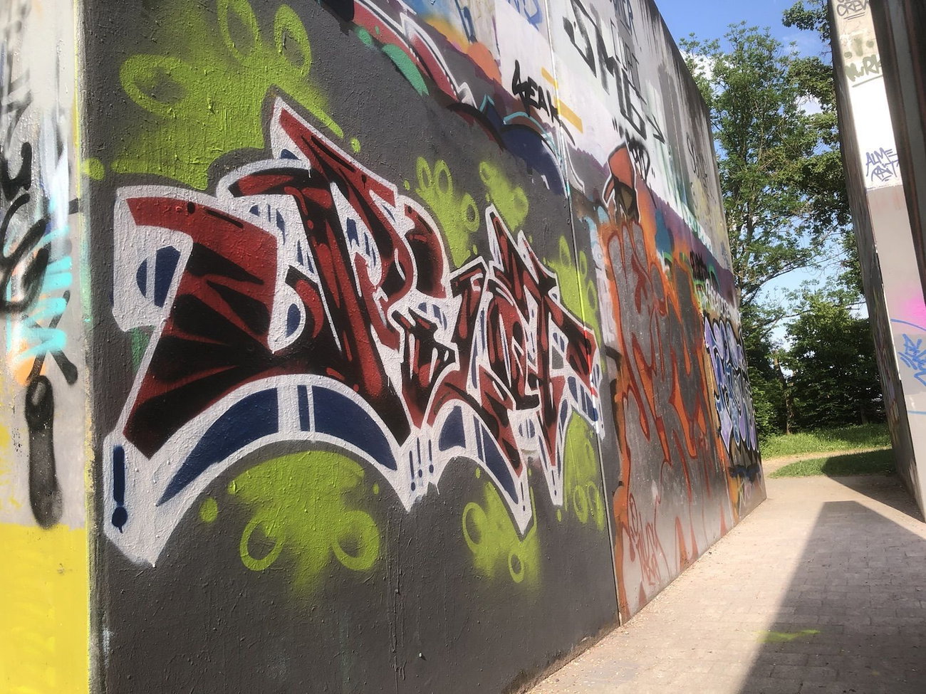 Graffiti Wall - Photo by p1lot (2023)