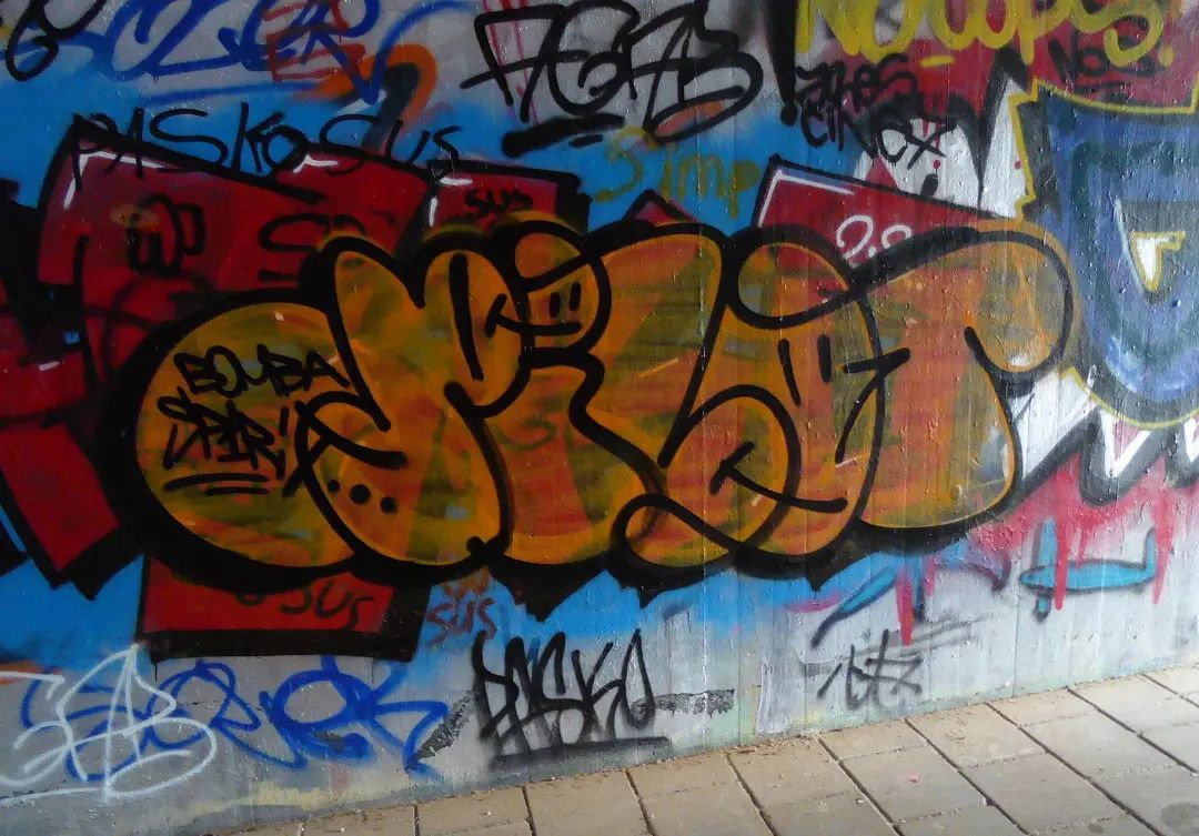 Graffiti Bombing - Photo by p1lot (2023)