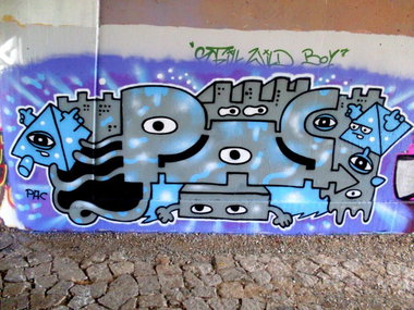 Graffiti Wall - Photo by pac