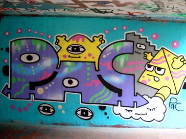 Graffiti Wall - Photo by pac