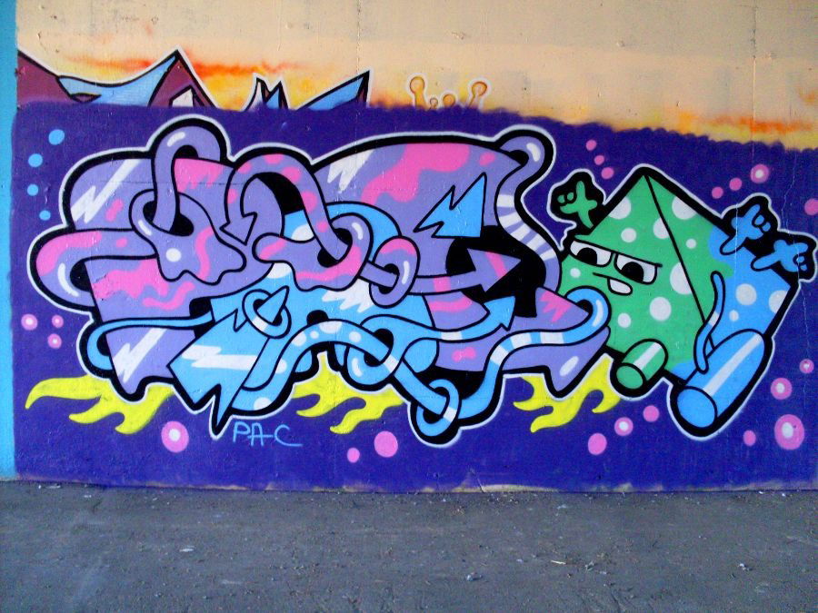 Graffiti Wall - Photo by pac