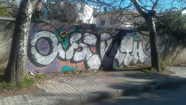 Graffiti Bombing in Kifissia - Photo by pace (2013)