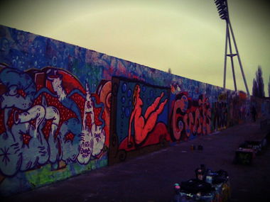 Graffiti Wall in Berlin - Photo by panda160