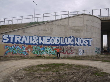 Graffiti Wall - Photo by pannonian - Skel, Crosk, Air21