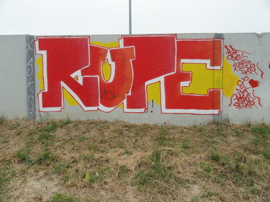 Graffiti Wall - Photo by pannonian - Rupe