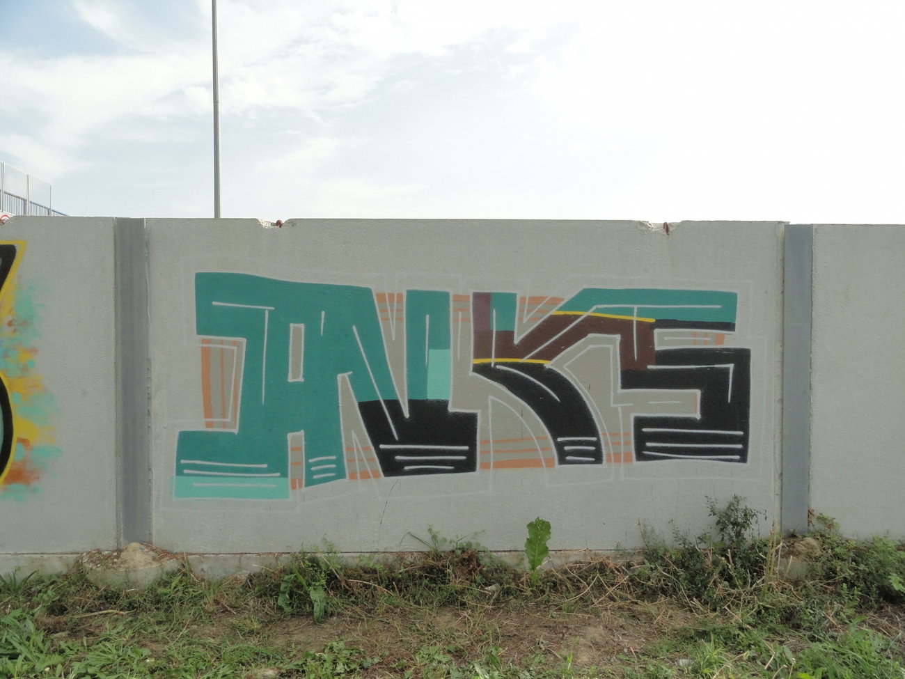 Graffiti Wall - Photo by pannonian - auks