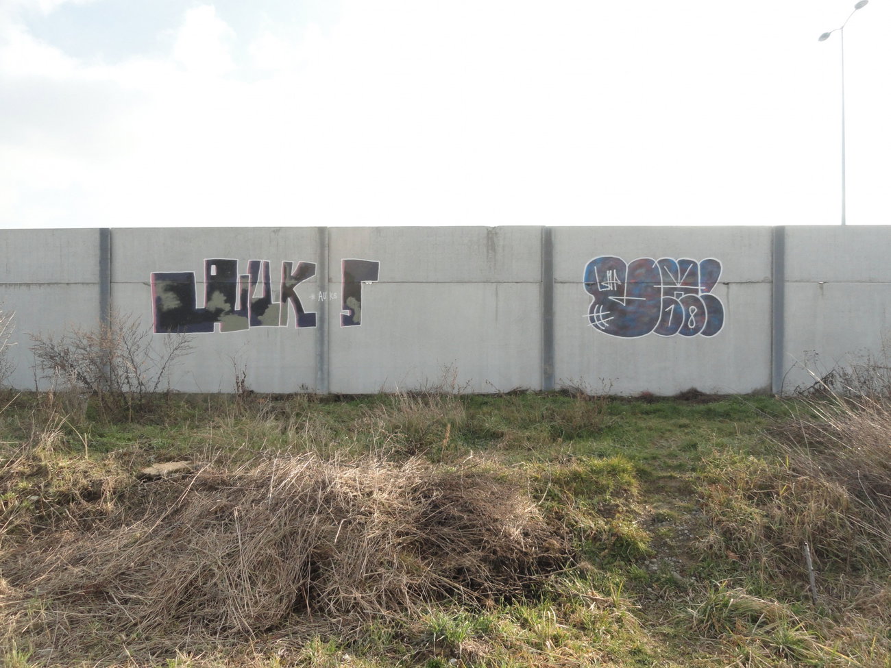 Graffiti Wall - Photo by pannonian