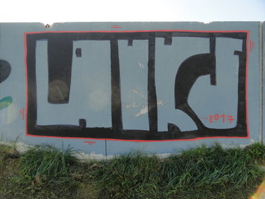 Graffiti Wall - Photo by pannonian - auks