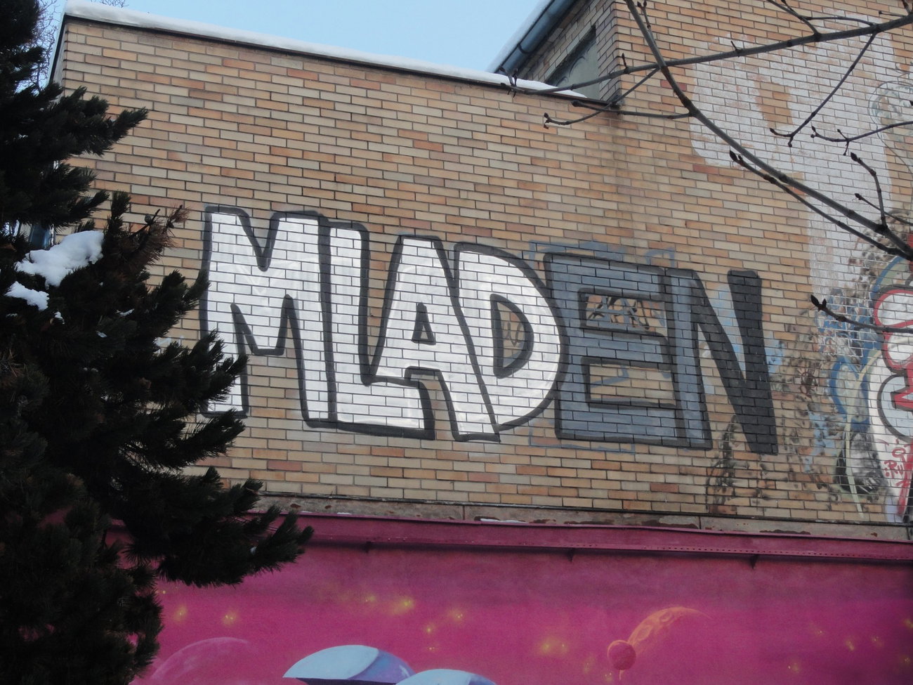 Graffiti Wall - Photo by pannonian - Mladen