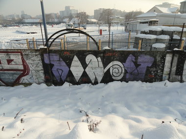 Graffiti Wall - Photo by pannonian - Honet