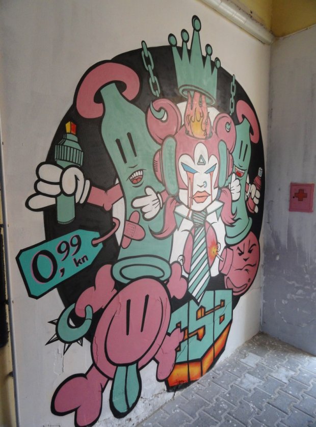 Graffiti Wall - Photo by pannonian - Crosk