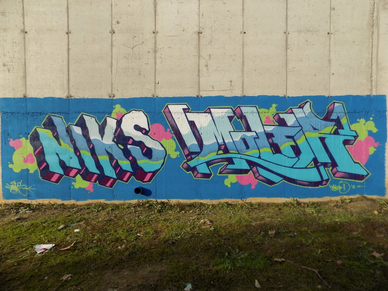 Graffiti Wall - Photo by pannonian - Niks, Moler