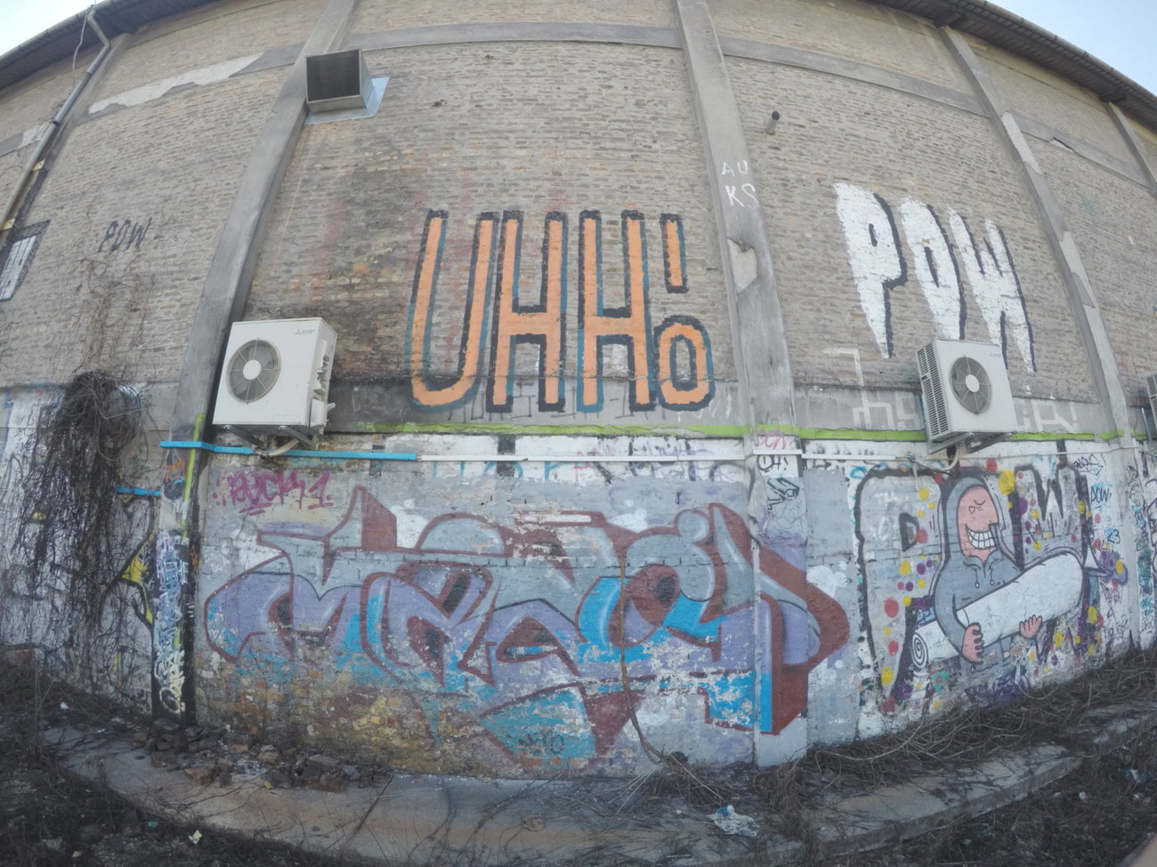 Graffiti Wall - Photo by pannonian - uh, mano, pow
